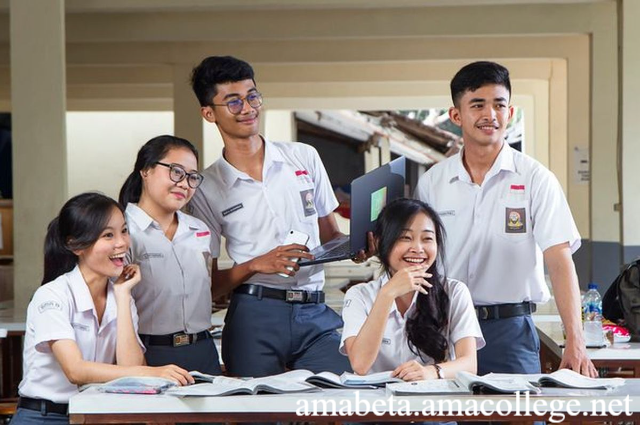 Jurusan IPA, IPS, dan Bahasa SMA Dihidupkan Lagi